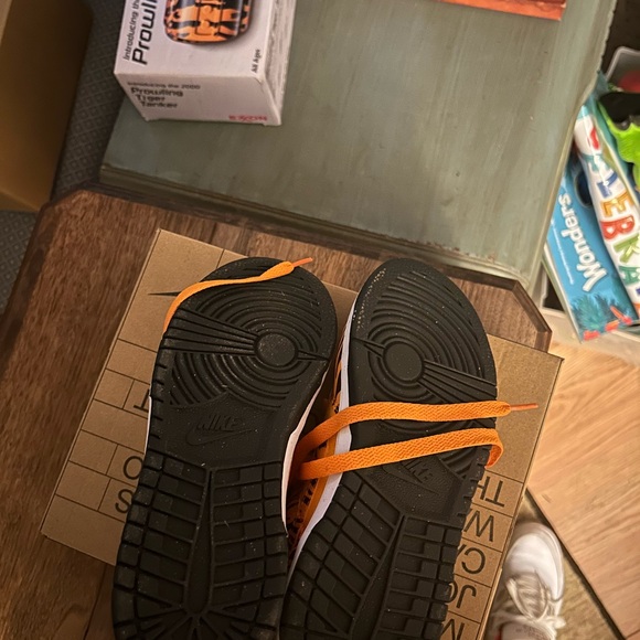 Nike SB Dunk Low - Picture 7 of 7